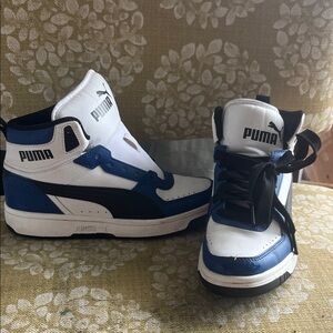 Puma Kids Sneakers - Navy, Black, and White